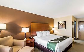 Quality Inn Sheboygan North I-43